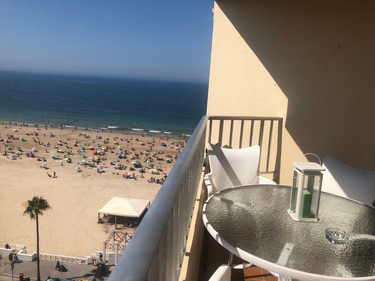 Apartamento La Mar De Cerca. Terraza Vistas Mar. 1ª Linea Playa カディス エクステリア 写真