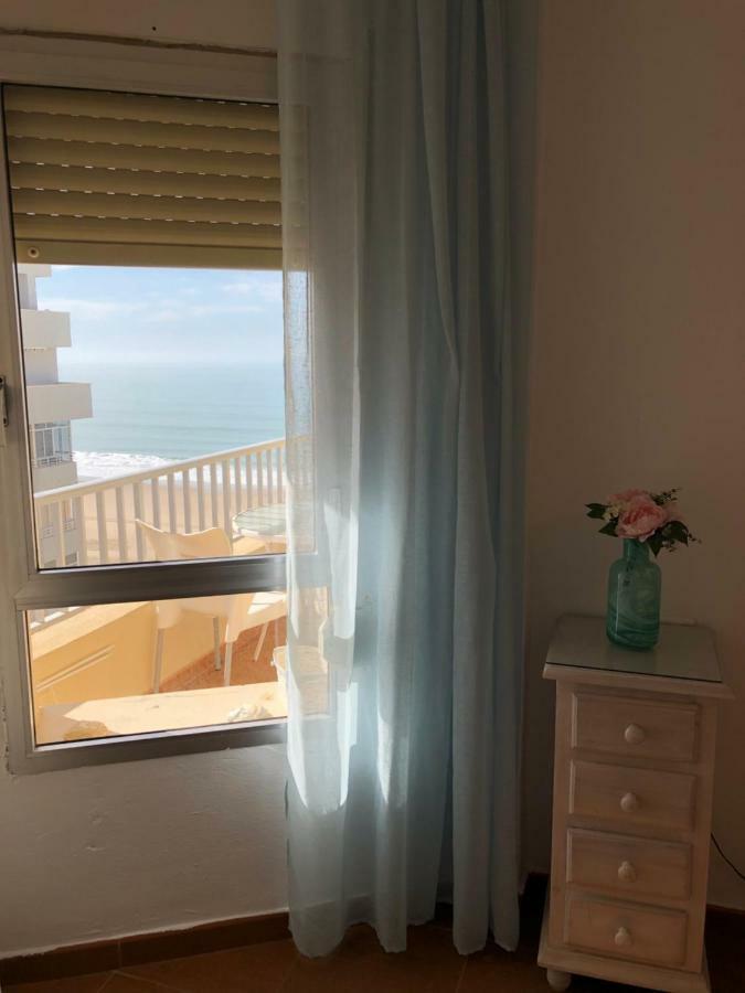 Apartamento La Mar De Cerca. Terraza Vistas Mar. 1ª Linea Playa カディス エクステリア 写真